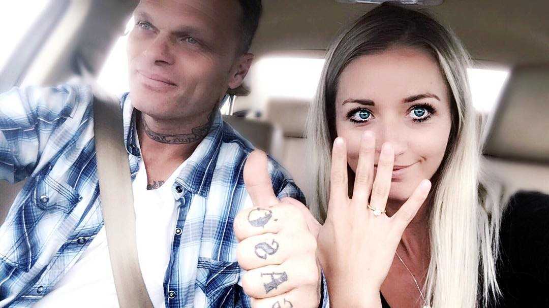 Chad Hiltz is currently engaged to Jolene MacIntyre.